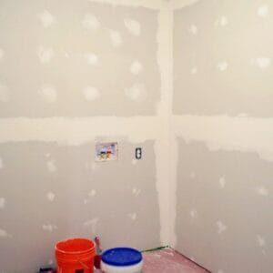 Taping Drywall Walls