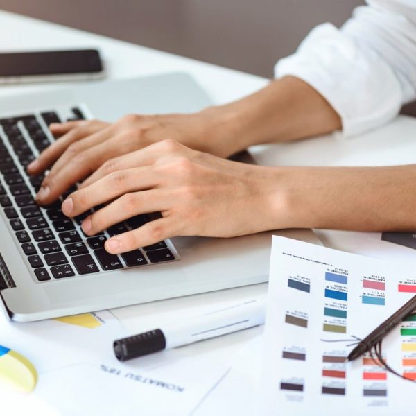 Discover the innovative painting services offered by Parrotones, where cutting-edge technology meets traditional craftsmanship for a seamless and professional experience.